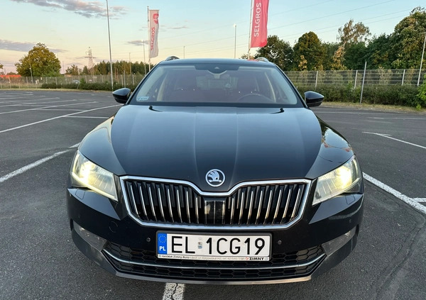 Skoda Superb cena 54000 przebieg: 249450, rok produkcji 2016 z Łódź małe 191